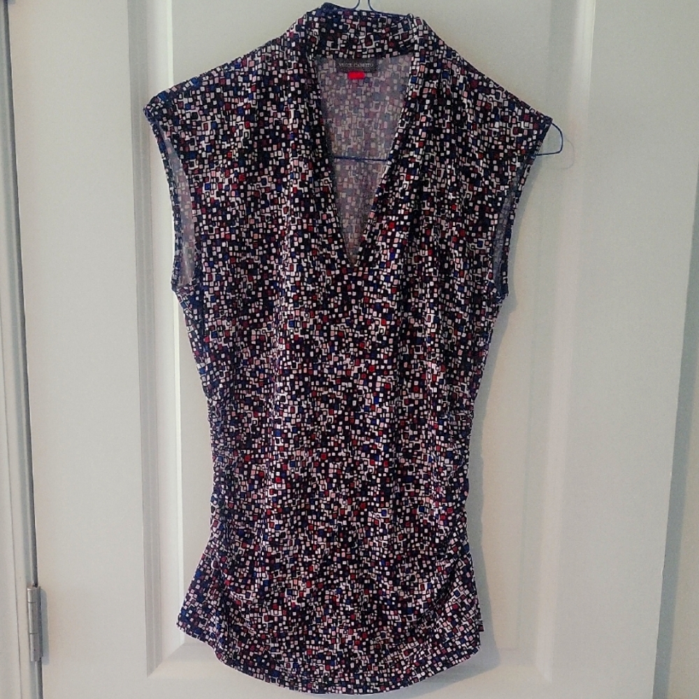 Vince Camuto Multicolor Sleeveless Top With Ruched Sides SZ L